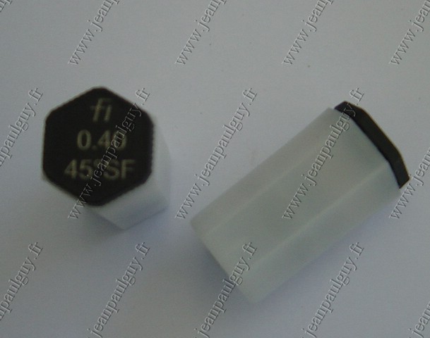 FI GICLEUR FIOUL NEUF 0.50 - 80°SF FI GICLEUR FIOUL NEUF 0.50 - 80°SF